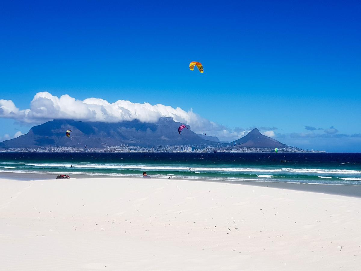 Heaven On Earth - Blouberg Beachfront Self-Catering Apartment Bloubergstrand Dış mekan fotoğraf