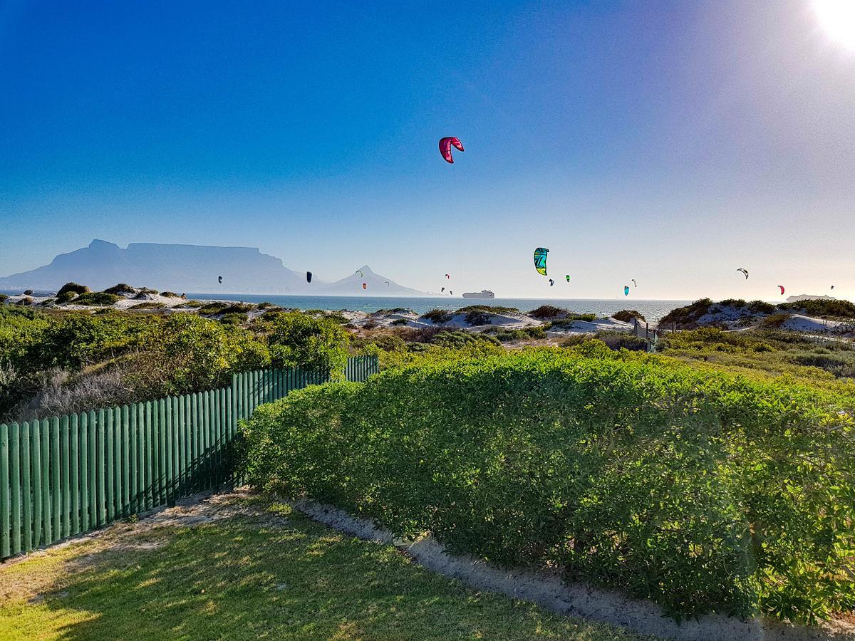 Heaven On Earth - Blouberg Beachfront Self-Catering Apartment Bloubergstrand Dış mekan fotoğraf